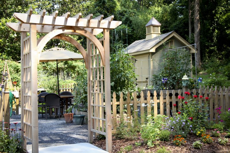 Garden Trellis Installation in Kansas City, KS
